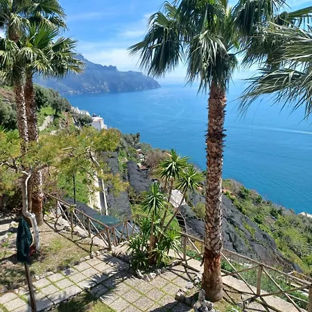 Charming Hermosa Vila Amalfi