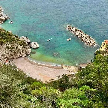 Charming Hermosa Amalfi